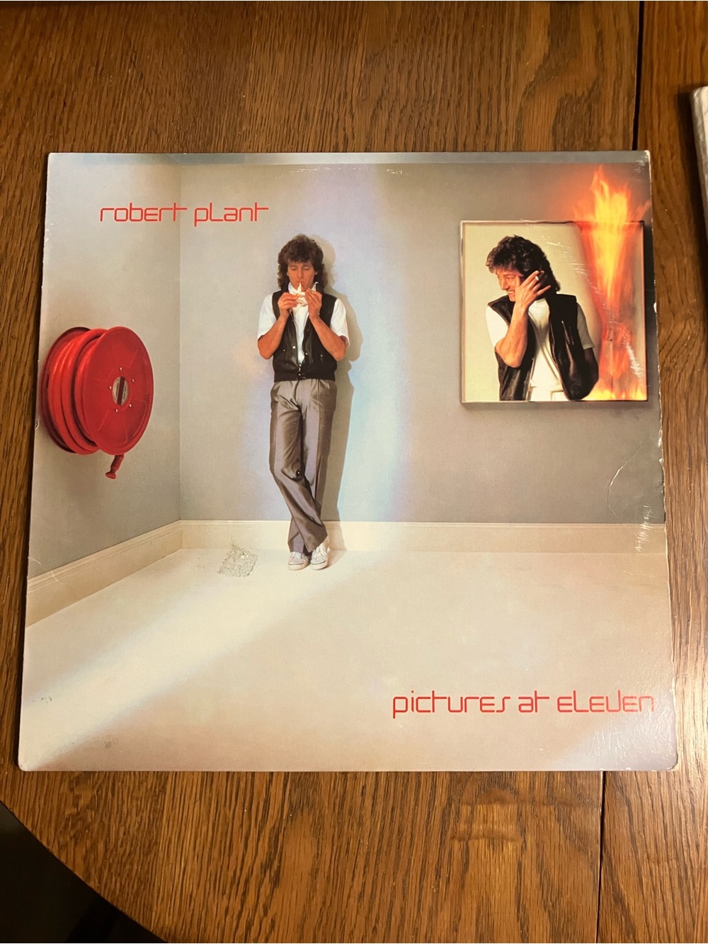 Vintage 1982 Robert Plant “Pictures At Eleven” (CH) #SS 8512 Swan Song Vinyl